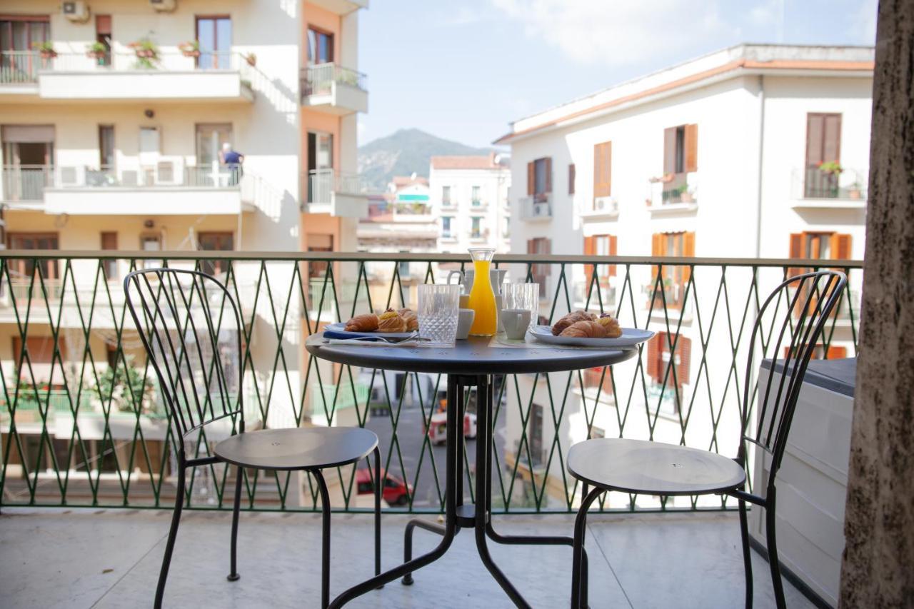 Bed and Breakfast Velia34 Salerno Exterior foto